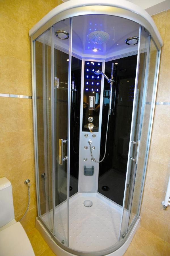 Yael Luxury Apartments 1 Буштені Номер фото
